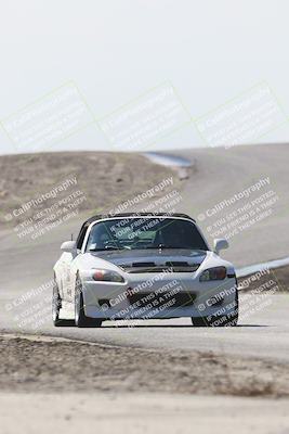 media/Oct-18-2025-Speed Ventures (Sat) [[8b3b7cf525]]/Yellow/Session 2 (Phil Hill)/